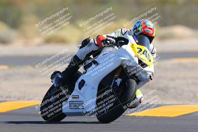 media/Sep-25-2022-CVMA (Sun) [[ee08ed6642]]/Race 6 Amateur Supersport Open/